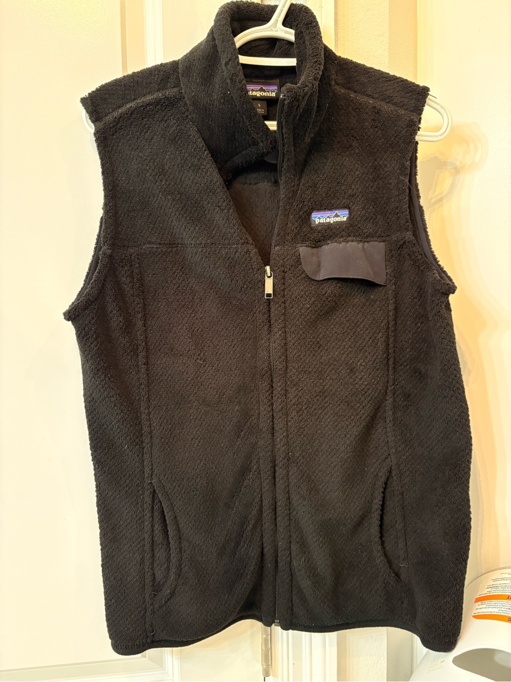 Patagonia women’s Black Fleece Vest - Full Zip